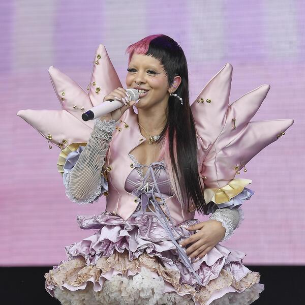 Melanie Martinez image