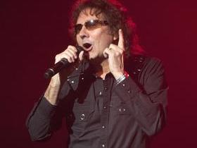 Mickey Thomas