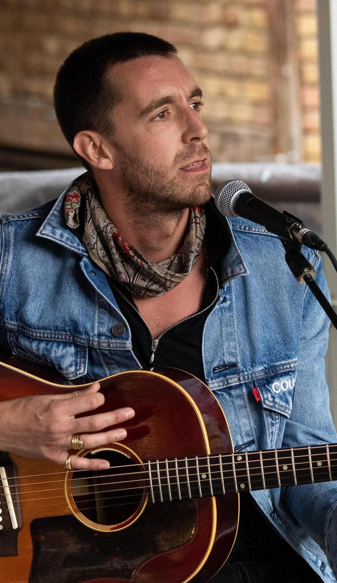 Miles Kane promotional image for upcoming events and ticket sales