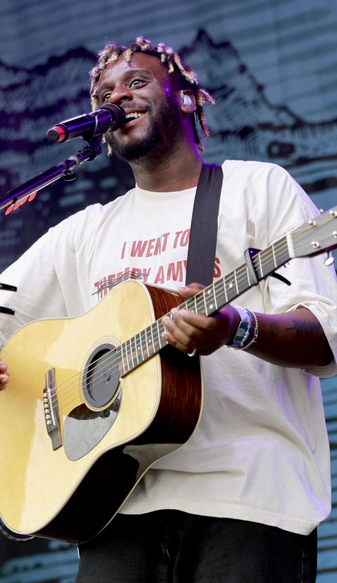 Myles Smith promotional image for upcoming events and ticket sales in Montreal