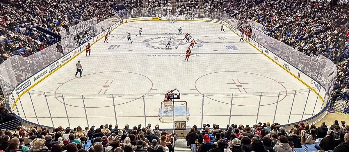 New Hampshire Wildcats vs. Brown Bears - Whittemore Center Arena