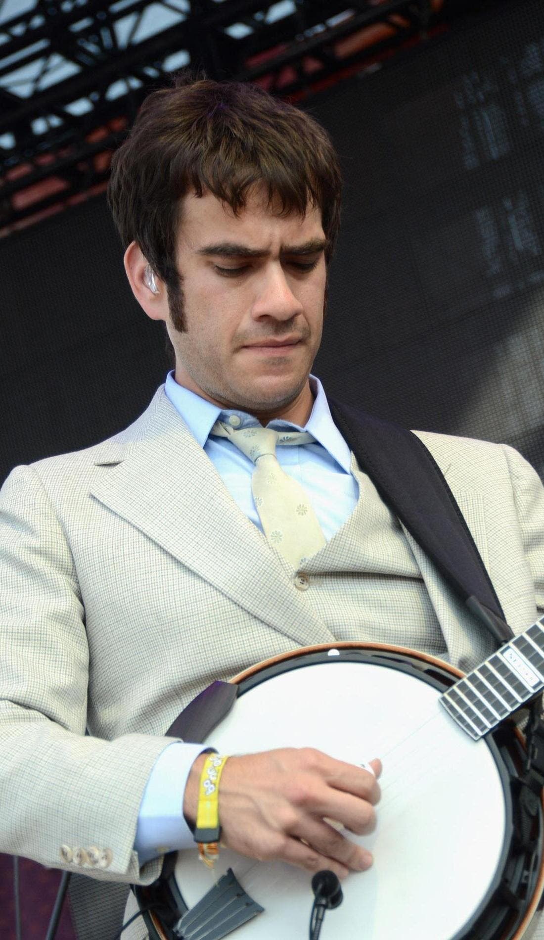 Noam Pikelny promotional image for upcoming events and ticket sales