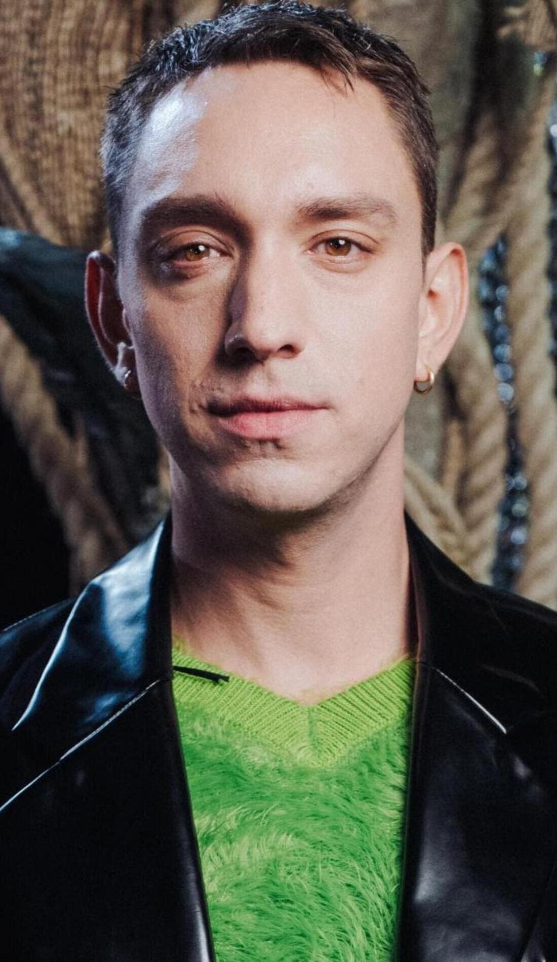 Oliver Sim promotional image for upcoming events and ticket sales