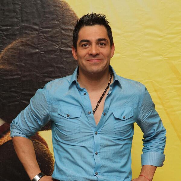 Omar Chaparro Tickets 2026 Tour Dates SeatGeek 600x600