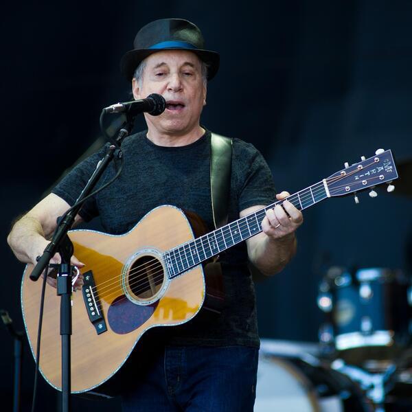Paul Simon image