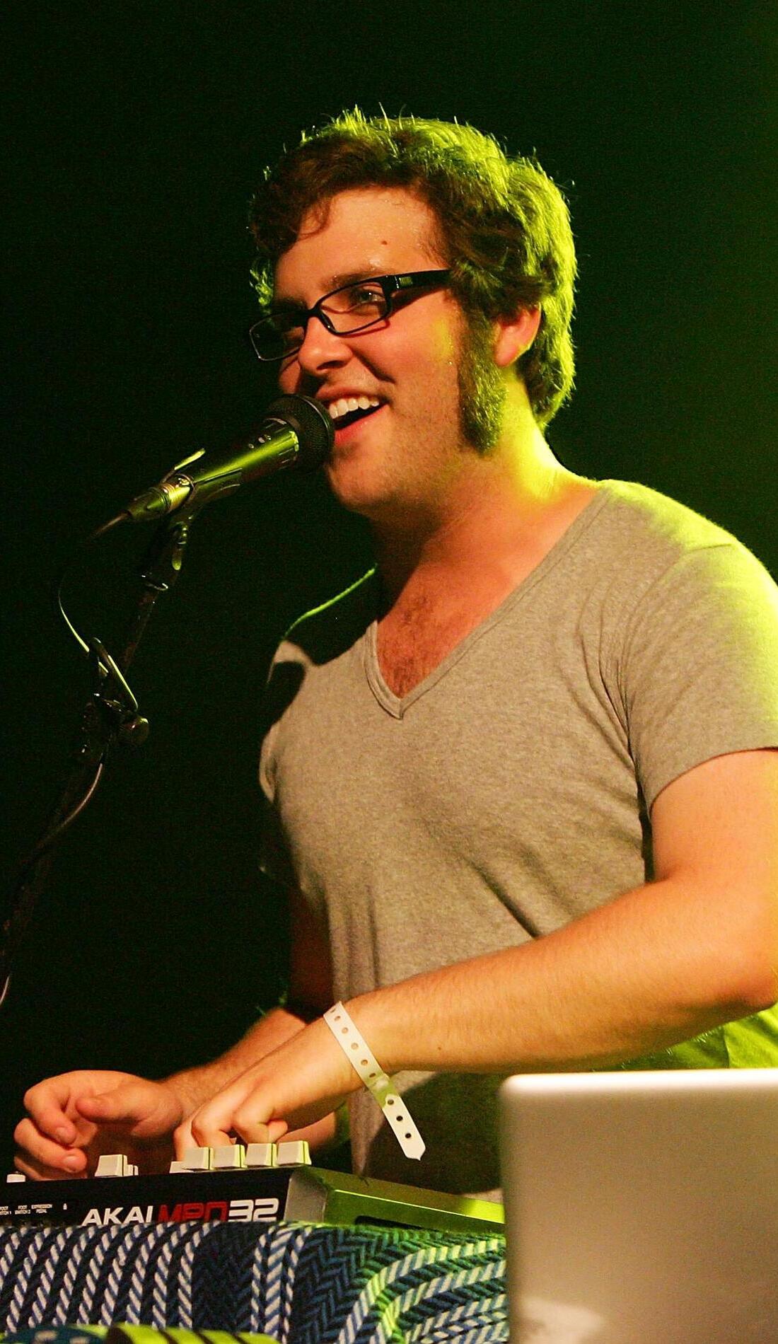 [Post-foetus] promotional image for upcoming events and ticket sales