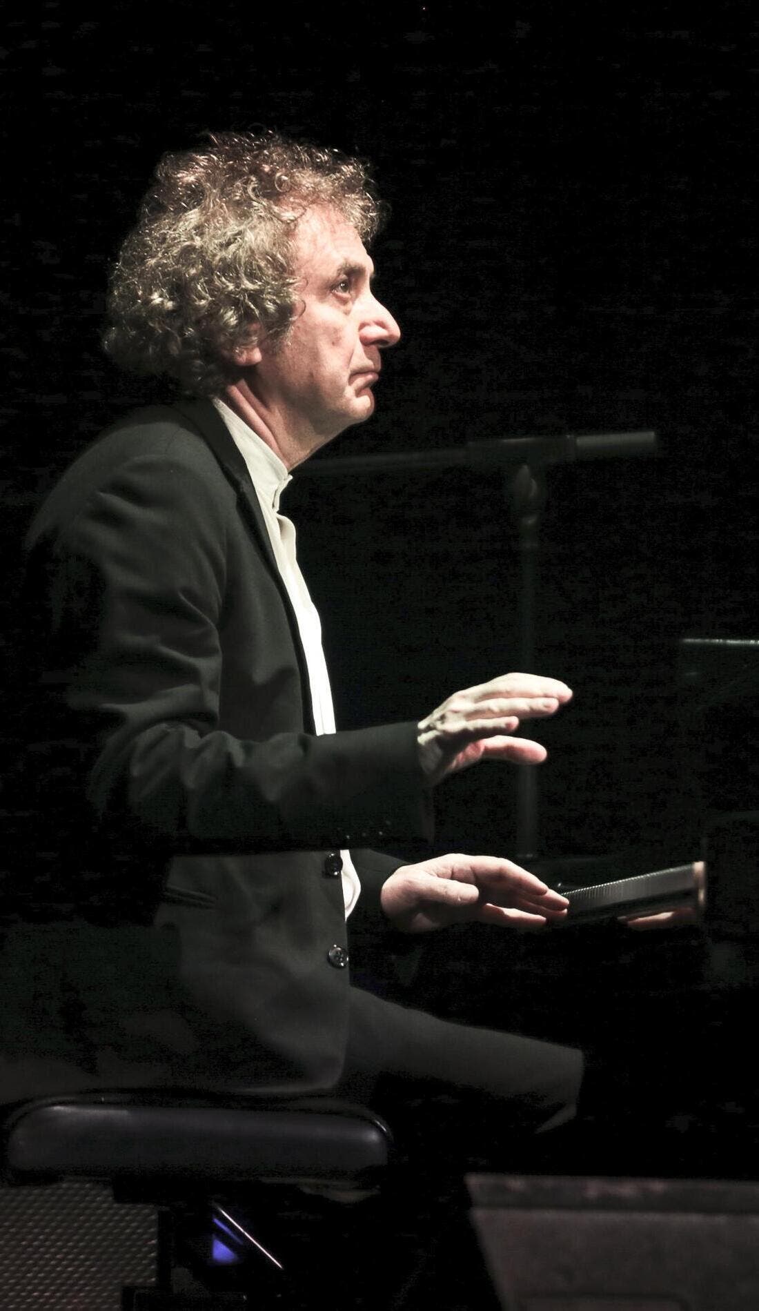 Roberto Cacciapaglia promotional image for upcoming events and ticket sales