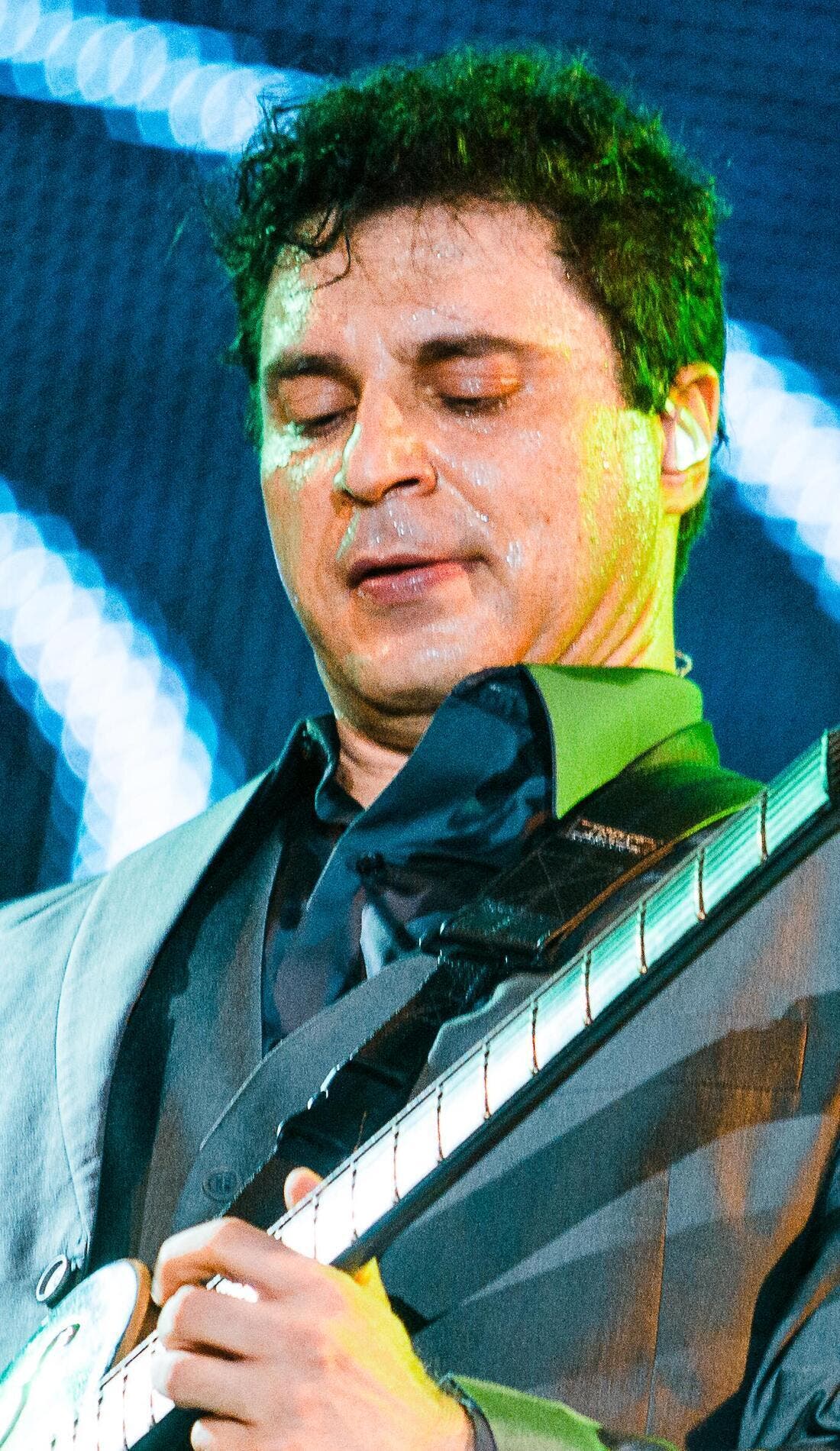 Roberto Frejat promotional image for upcoming events and ticket sales
