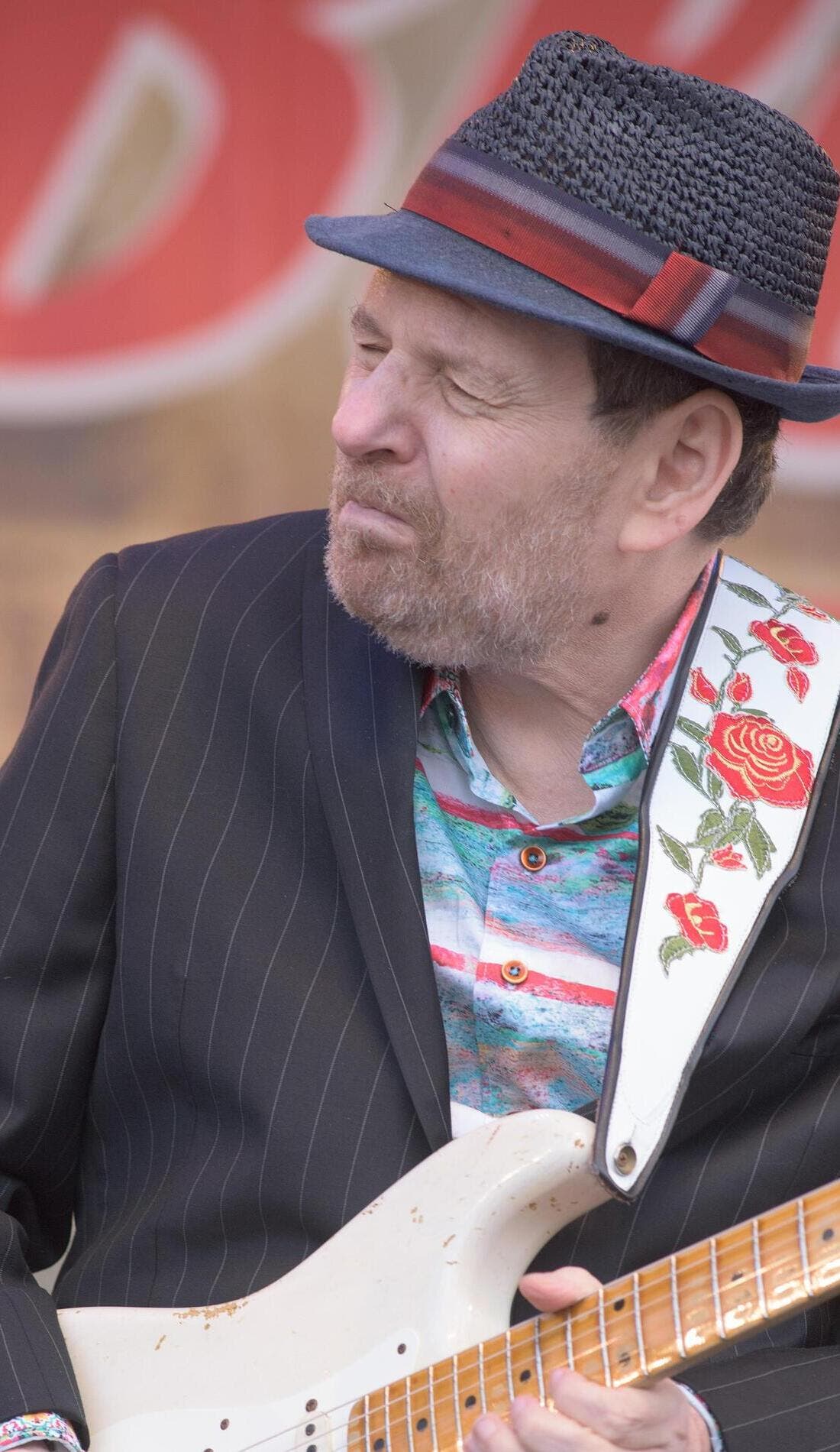 Ronnie Earl promotional image for upcoming events and ticket sales