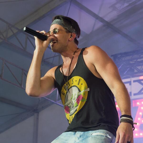 Russell Dickerson image