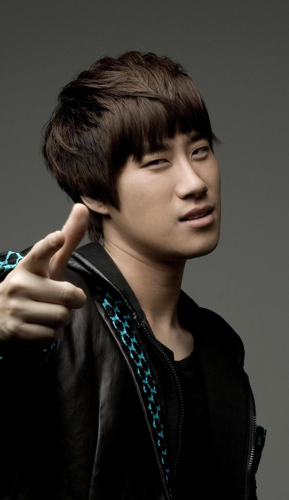 San E promotional image for upcoming events and ticket sales