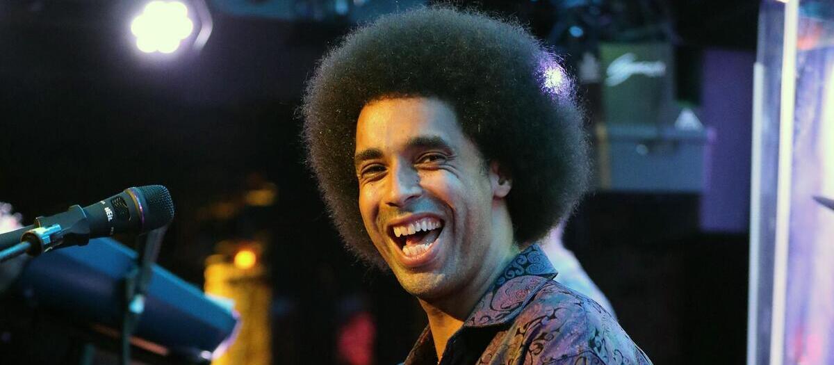 Selwyn Birchwood - Heartwood Soundstage