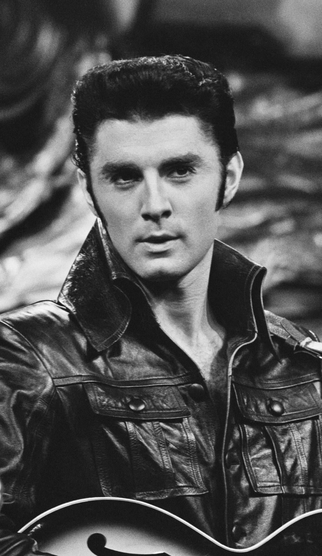 Simon Bowman promotional image for upcoming events and ticket sales