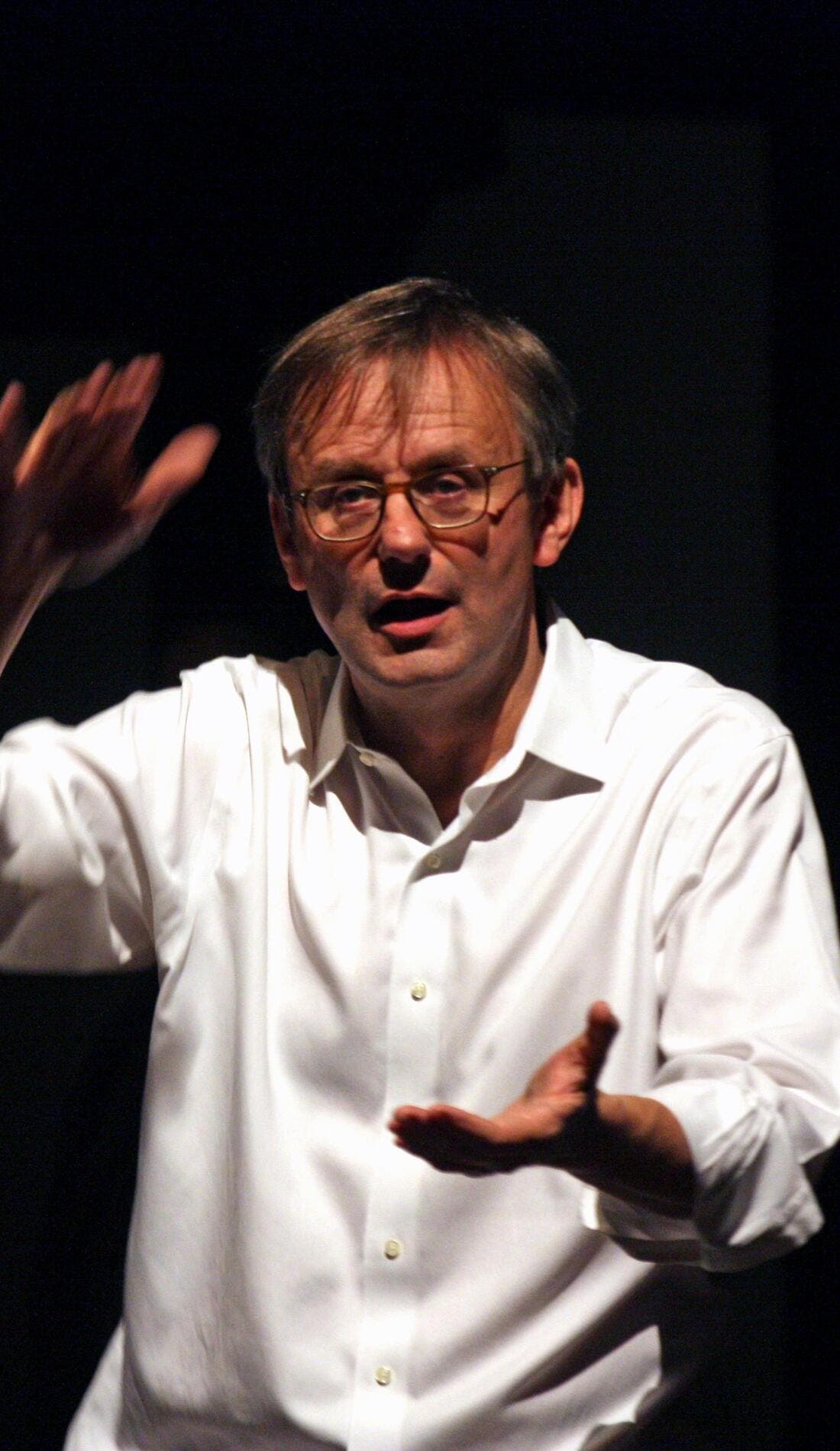 Simon Halsey promotional image for upcoming events and ticket sales