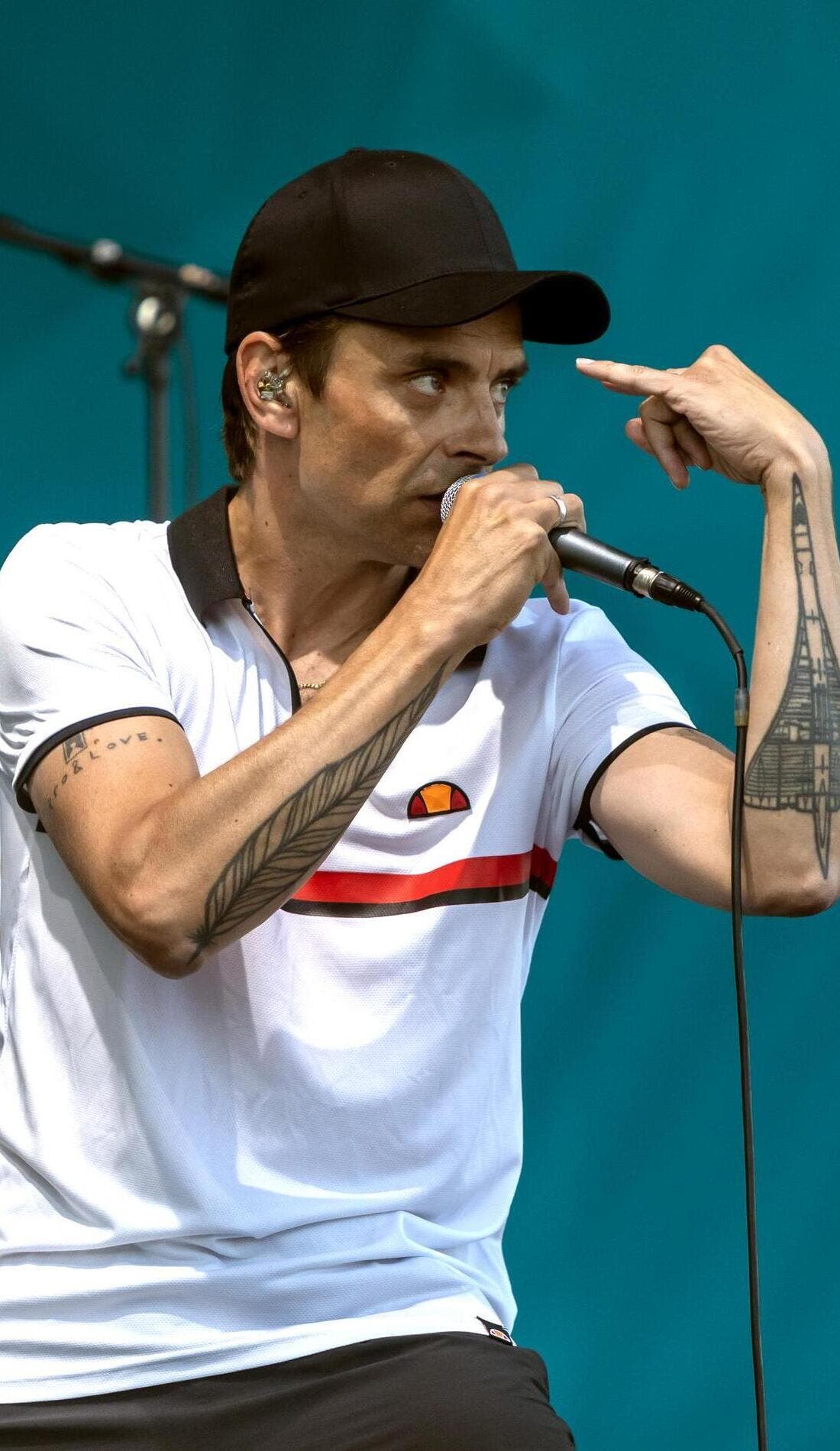 Simon Kvamm promotional image for upcoming events and ticket sales