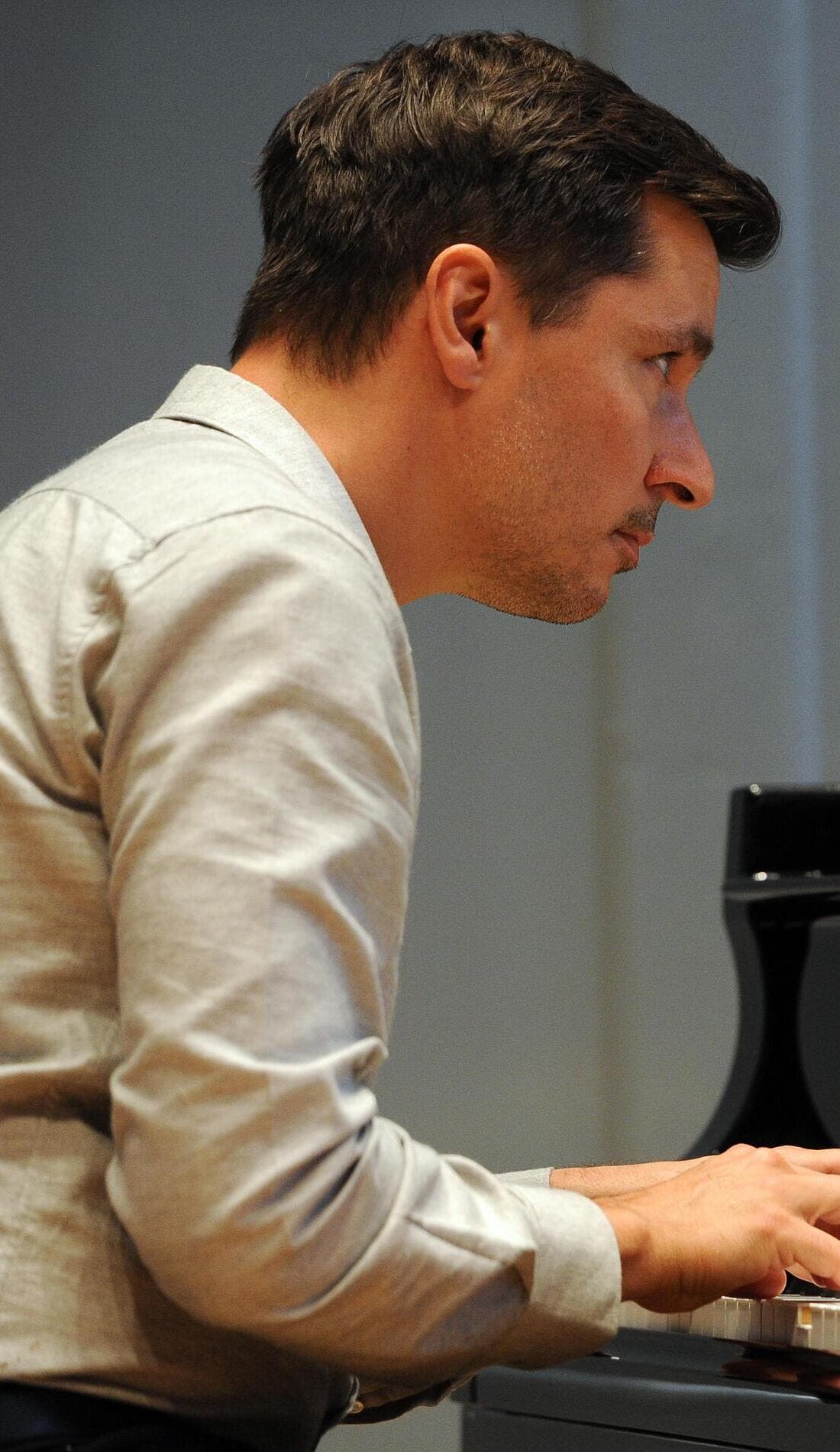 Simon Lepper promotional image for upcoming events and ticket sales