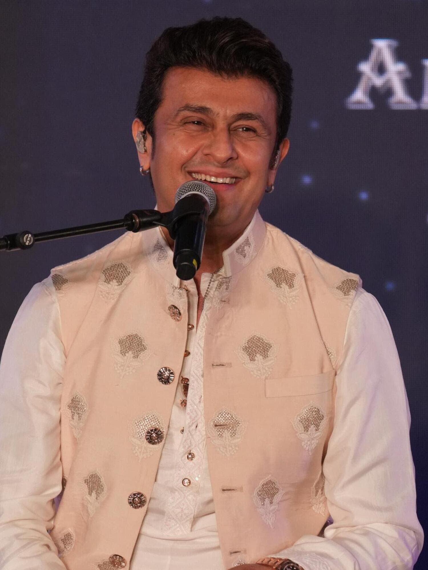 Sonu Nigam at Bellco Theatre in Denver, CO