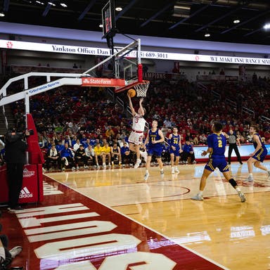 South Dakota Coyotes Mens Basketball Tickets 