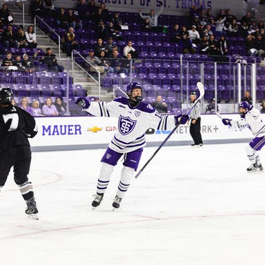 St. Thomas Tommies Womens Hockey Tickets 