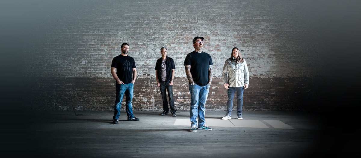 Staind live — Lucas Oil Live at WinStar World Casino and Resort, Thackerville