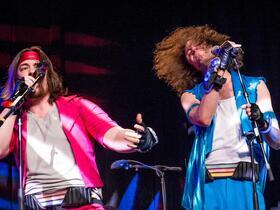 Starbomb with Scoochie Boochie