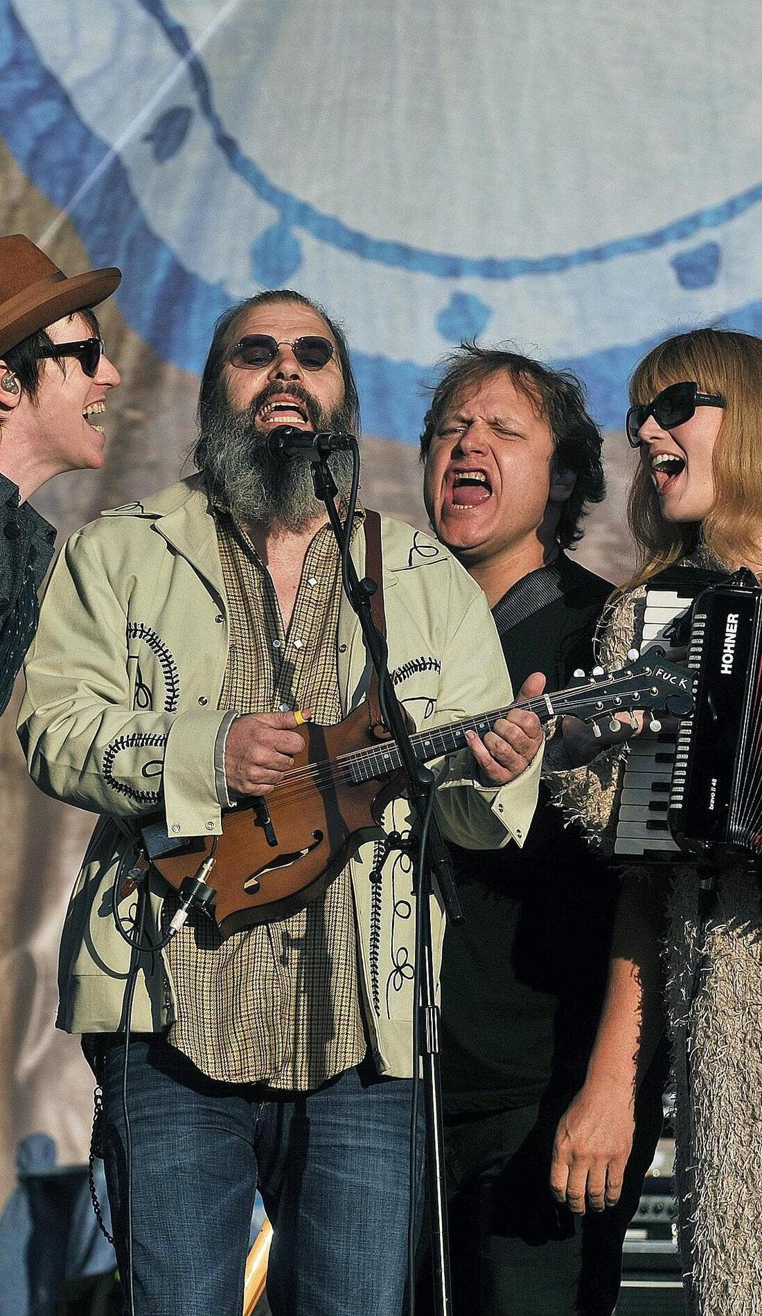 Steve Earle & The Dukes promotional image for upcoming events and ticket sales
