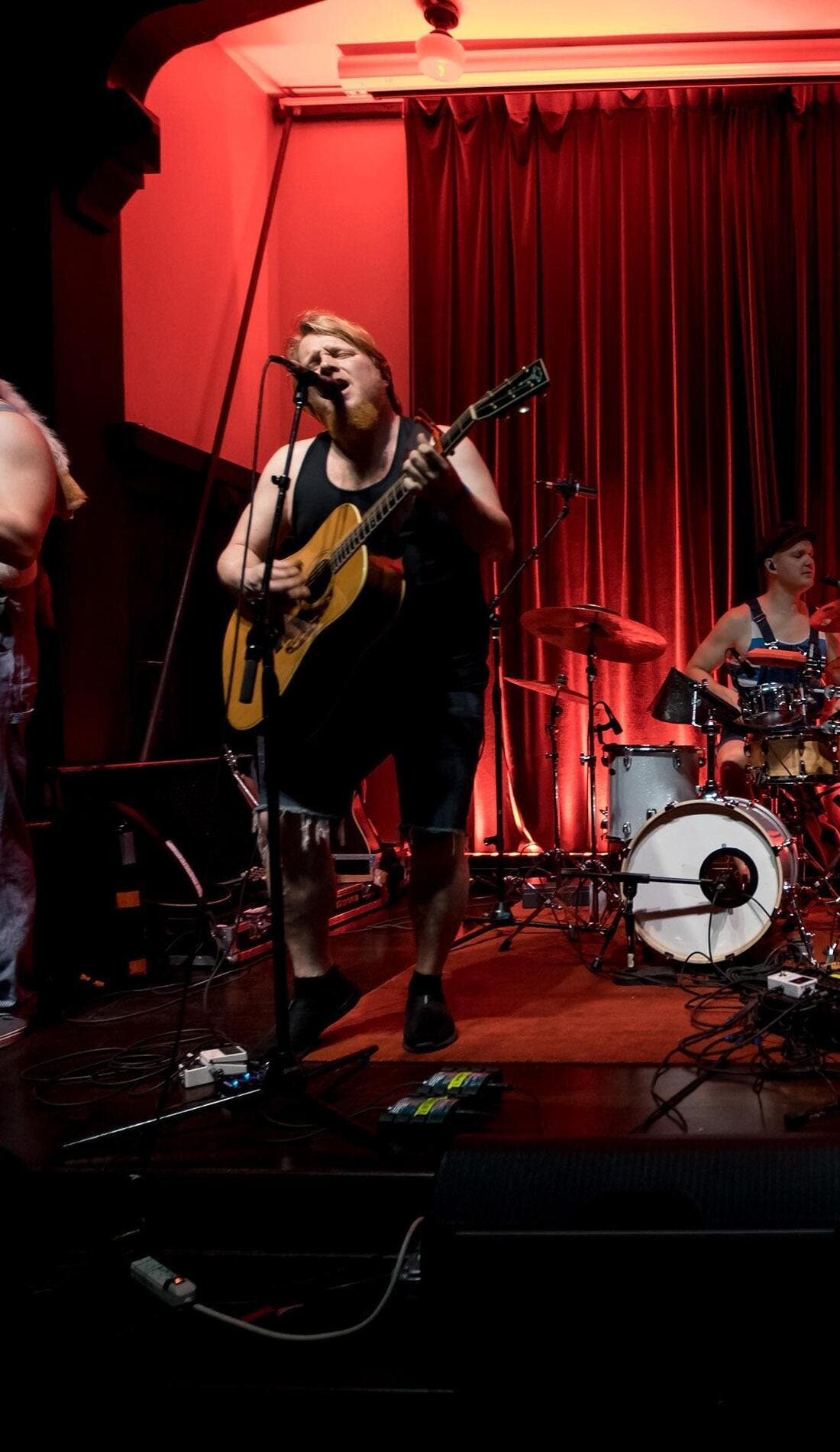 Steve'n'Seagulls promotional image for upcoming events and ticket sales