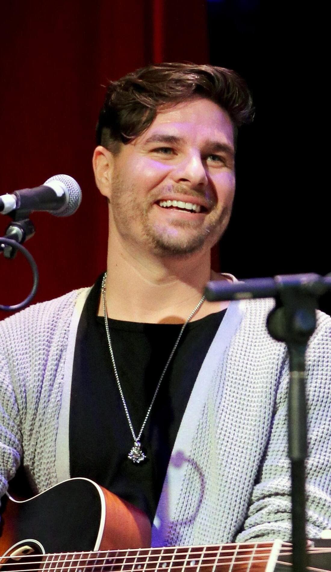 Steven Lee Olsen promotional image for upcoming events and ticket sales