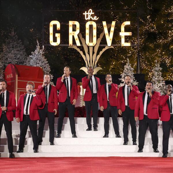 Straight No Chaser image