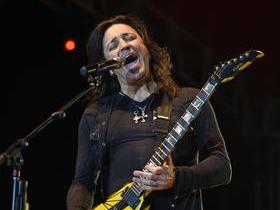 Stryper (21+)