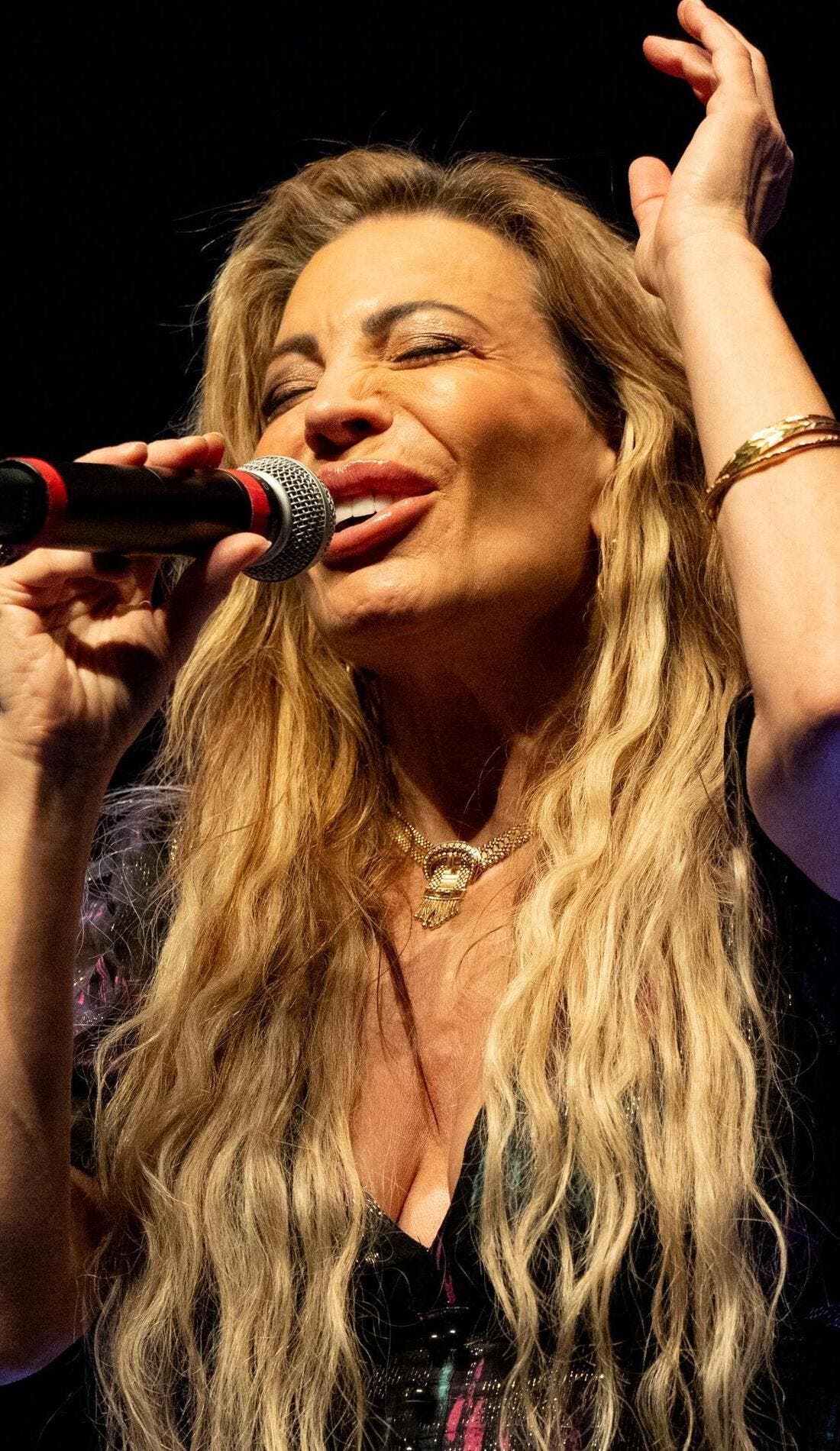 Taylor Dayne promotional image for upcoming events and ticket sales