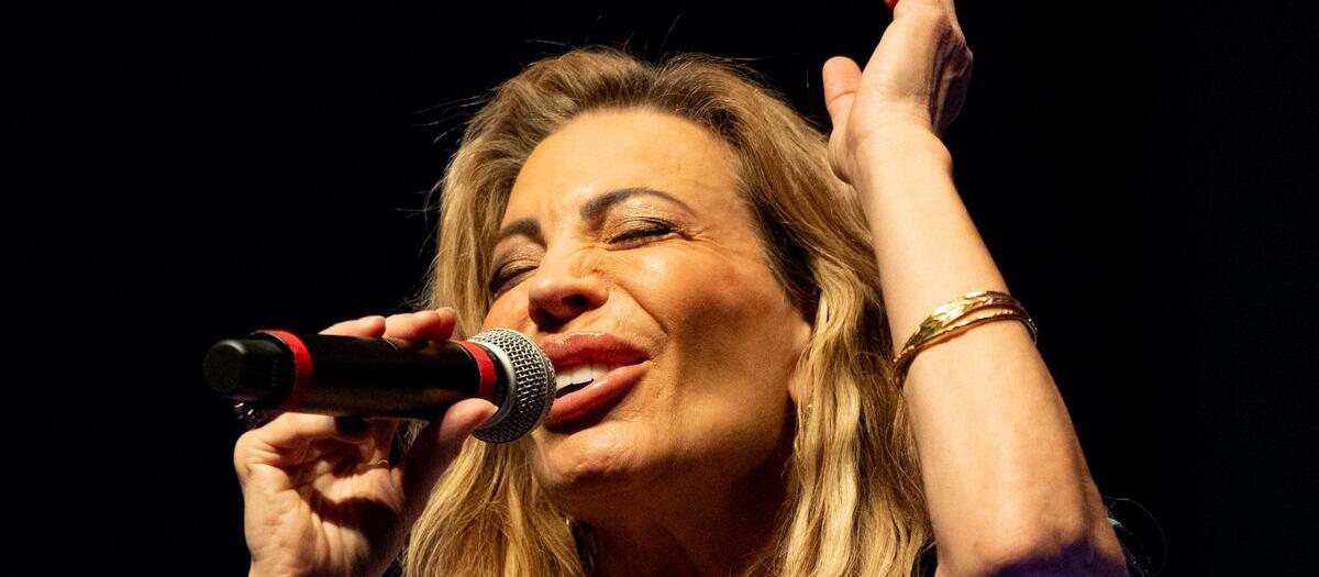 Taylor Dayne