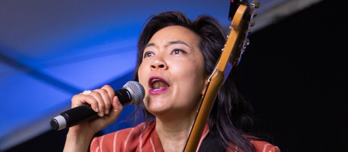 Thao (of the Get Down Stay Down) - Mercury Lounge - New York