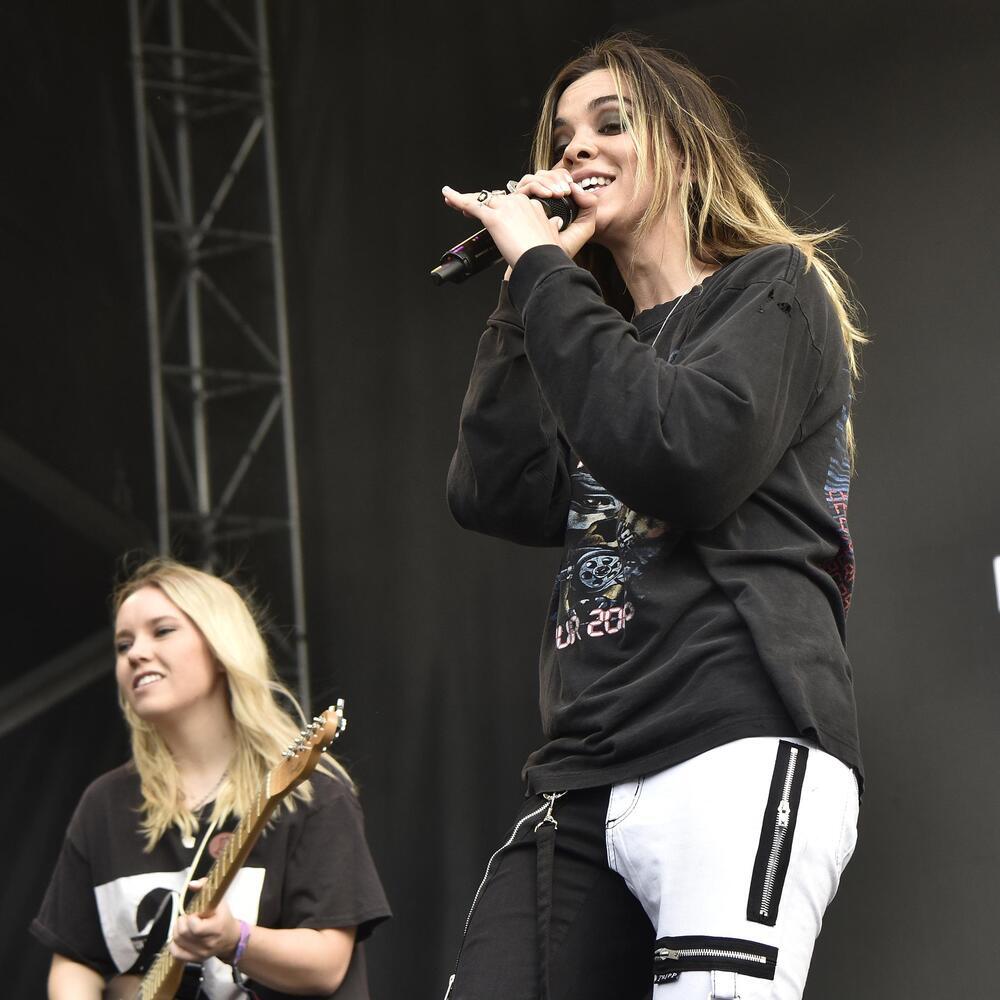 1000x1000.jpg?auto=webp&width=