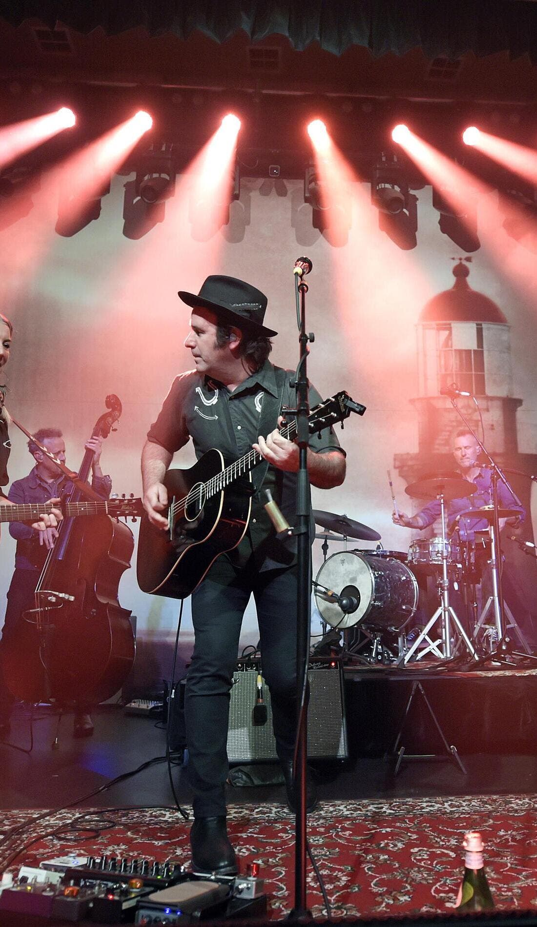 The Waifs promotional image for upcoming events and ticket sales