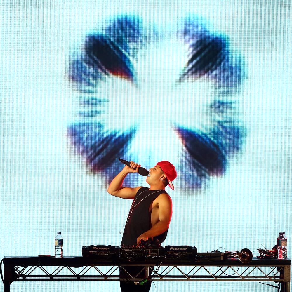 SPITFIRE サングラス CYBER timmy trumpet Yamaha Model YTR-9335NYS III 'Xeno Artist' New York Series