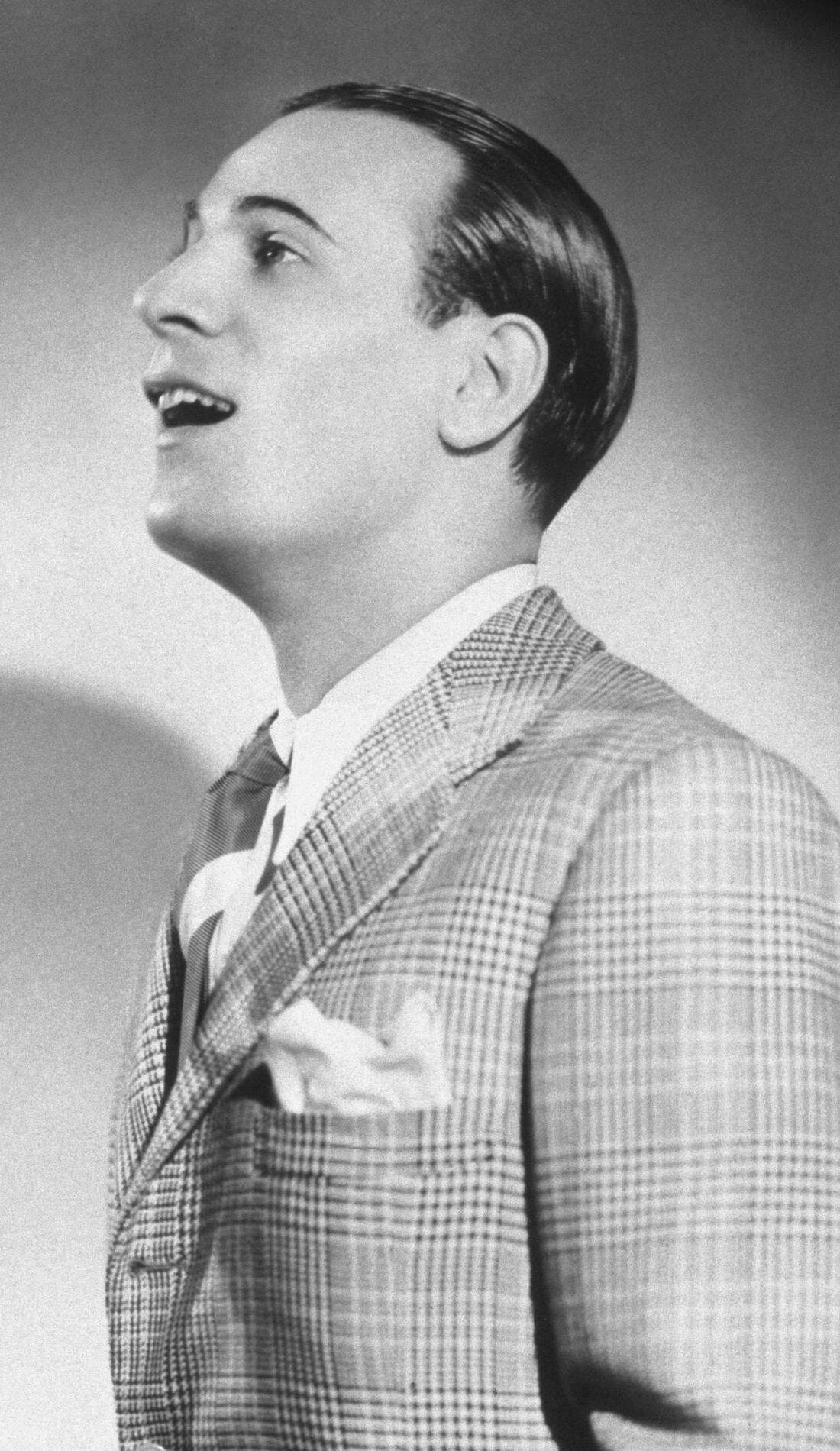 Tino Rossi promotional image for upcoming events and ticket sales