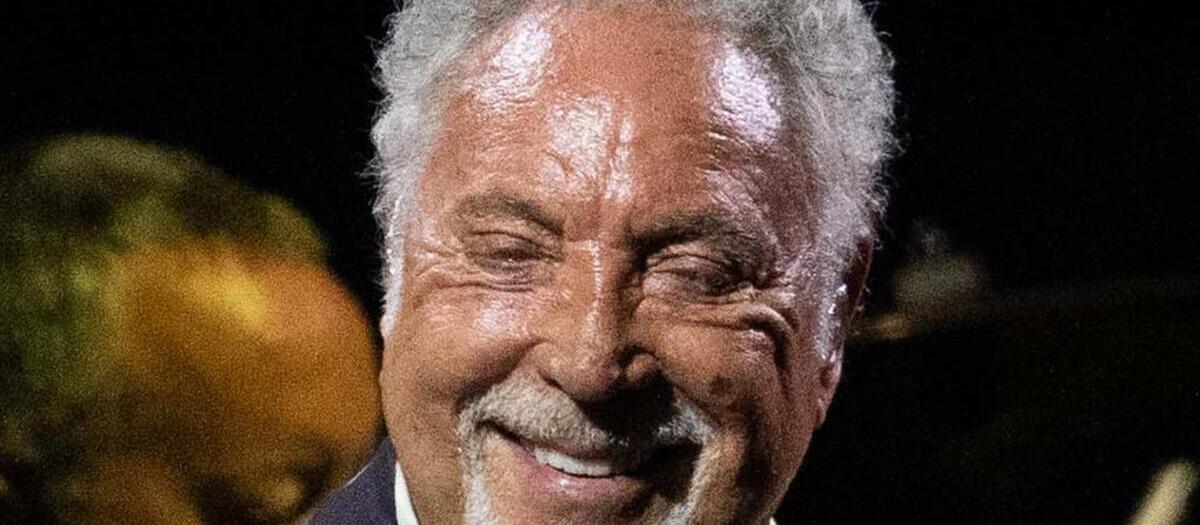 Tom Jones live — Ruth Eckerd Hall, Clearwater