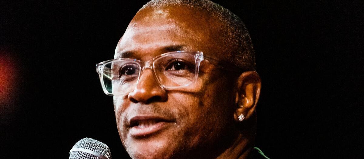 Tommy Davidson live — The Well Comedy Club, Bakersfield