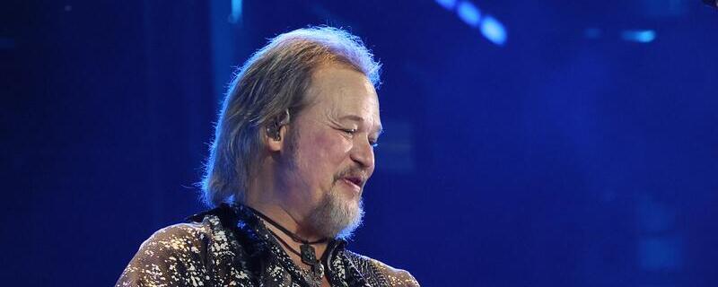 Travis Tritt at Warner Theatre
