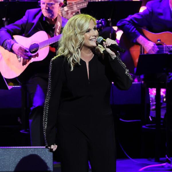 Trisha Yearwood image