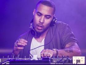 Pure Lounge & Nightclub home performer