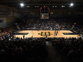 UC Irvine Anteaters Mens Basketball at Bren Events Center