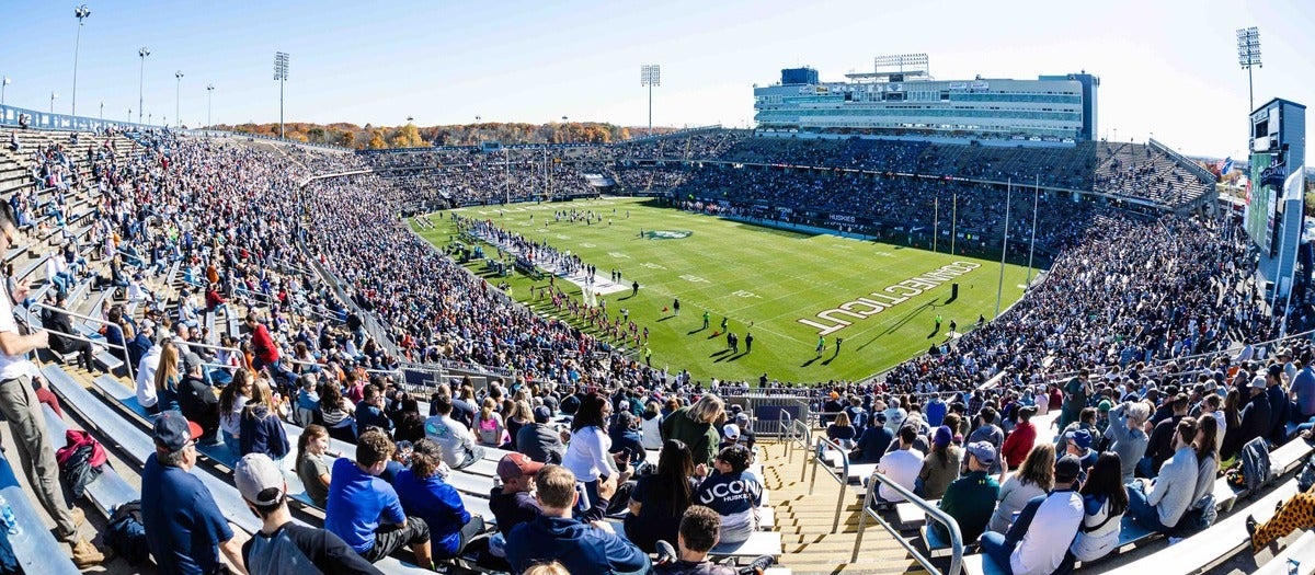 UConn Huskies Football