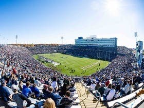 UConn Huskies Football à Pratt & Whitney Stadium at Rentschler Field