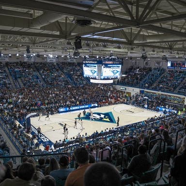 Promotional image of UNC Wilmington Seahawks Mens Basketball