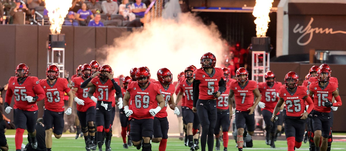Northern Illinois at UNLV