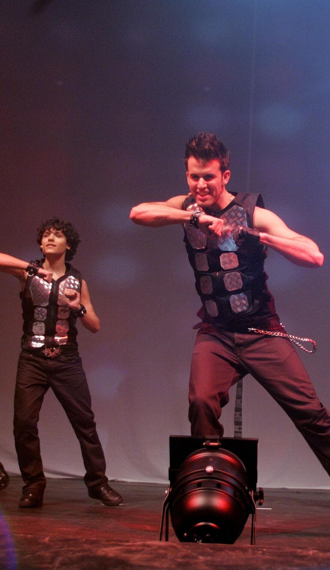 US5 promotional image for upcoming events and ticket sales