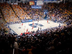 Utah State Aggies Mens Basketball à Dee Glen Smith Spectrum