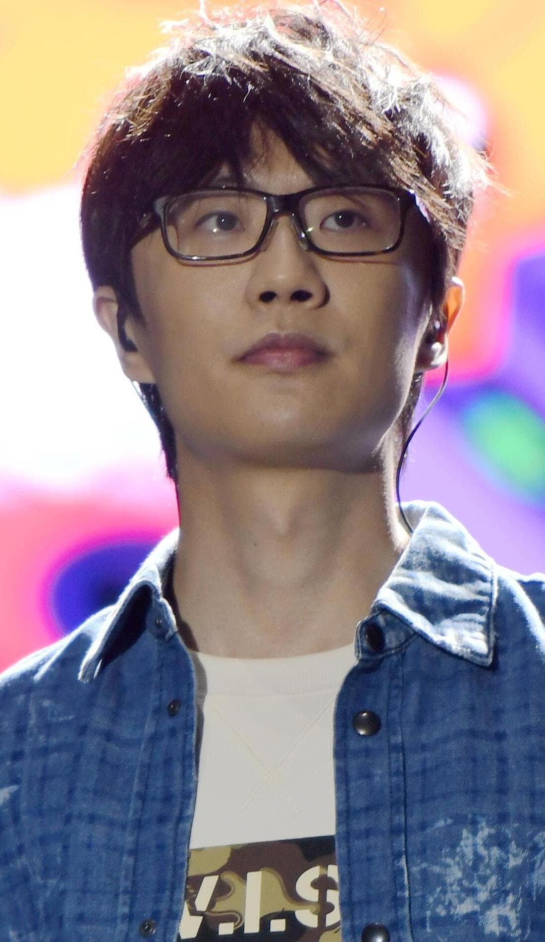 Vae promotional image for upcoming events and ticket sales